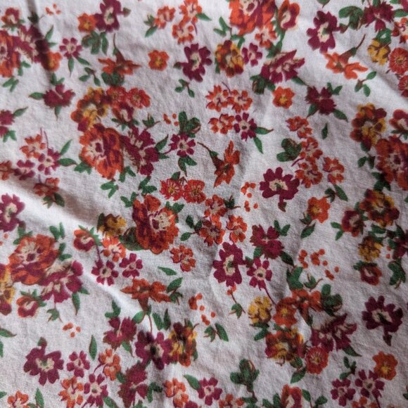 Sézane Gaston Scarf |  Red Poppy Floral print - Picture 11 of 14